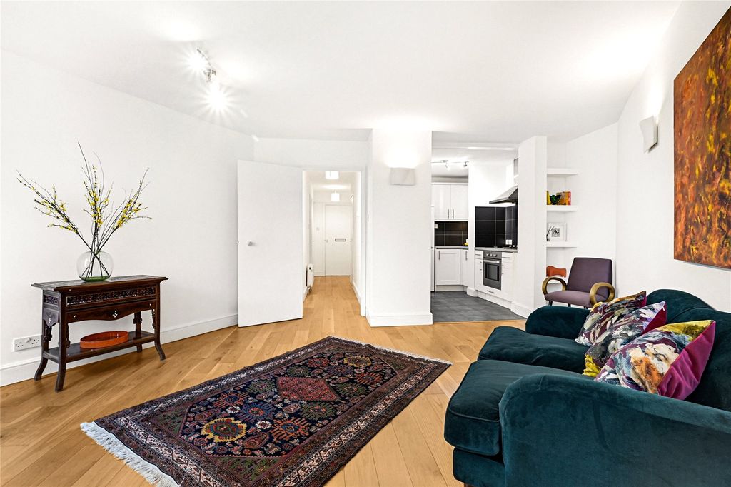 Property photo 3 of 10 Reception Room