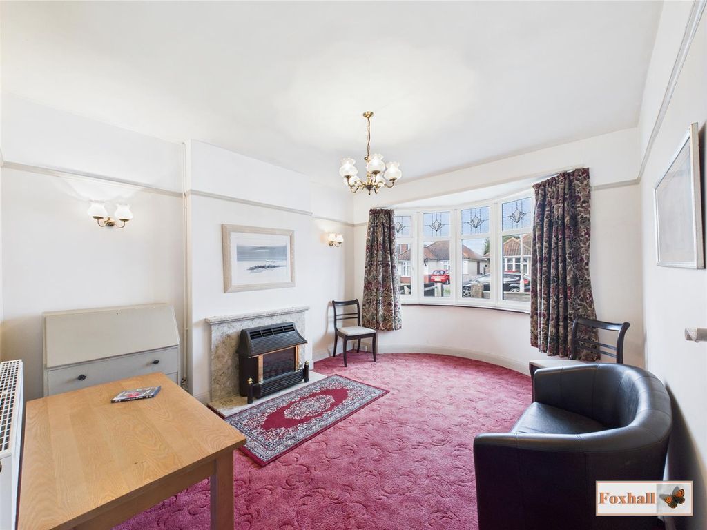 Property photo 3 of 15 Formal Lounge