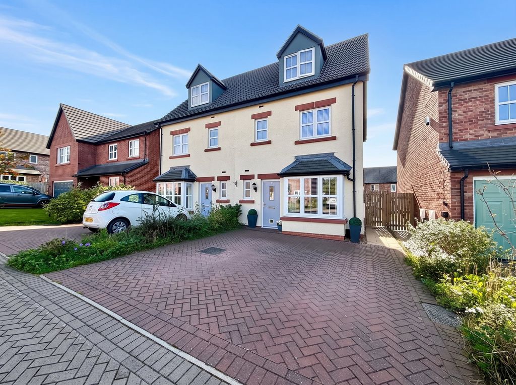 Property photo 1 of 33