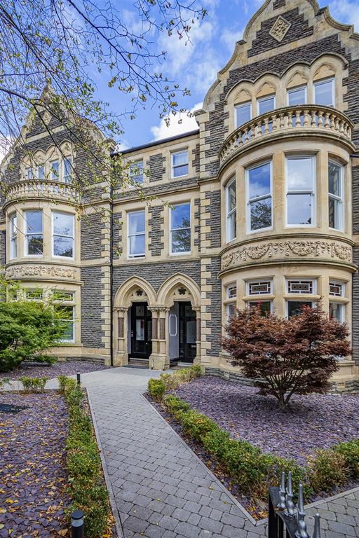 Property photo 1 of 15 Kestral Mews 4-14.Jpg