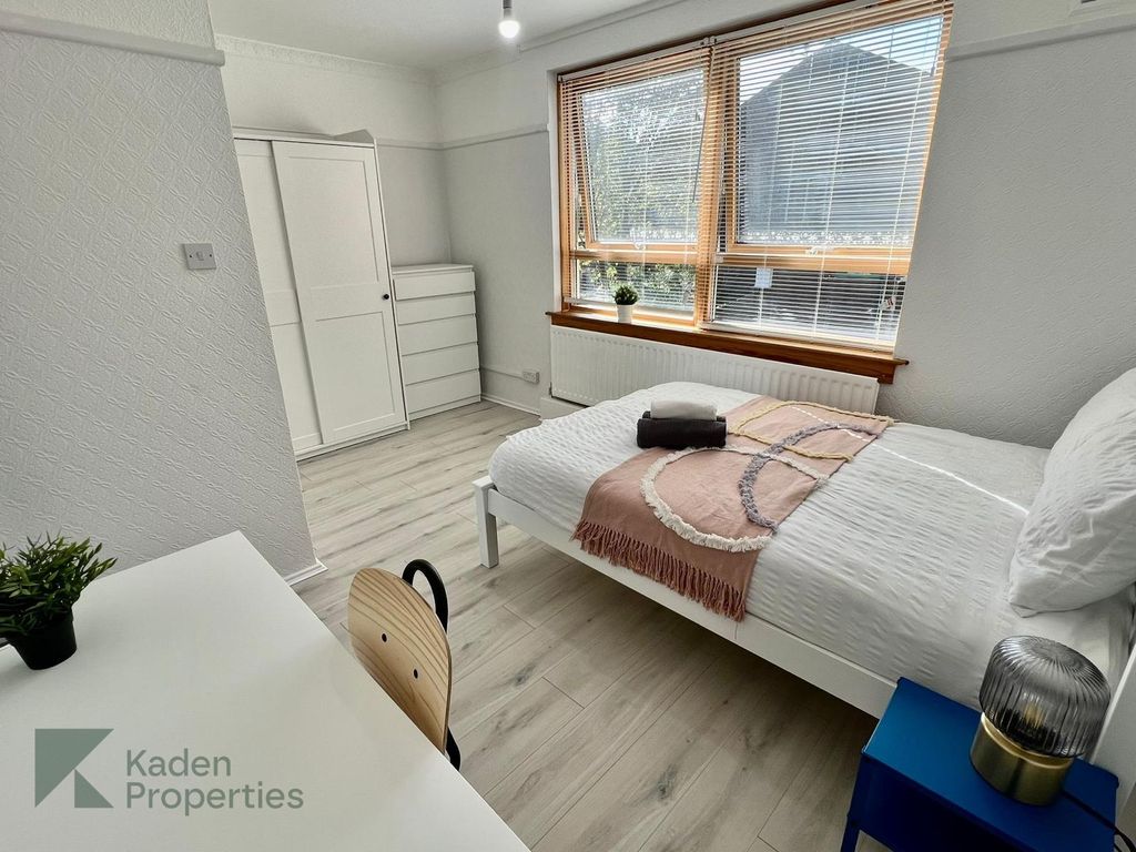 Property photo 1 of 30