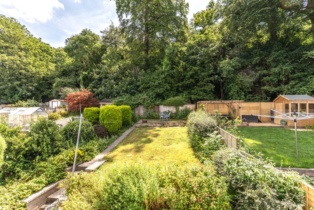 Property photo 2 of 17 Photo 2