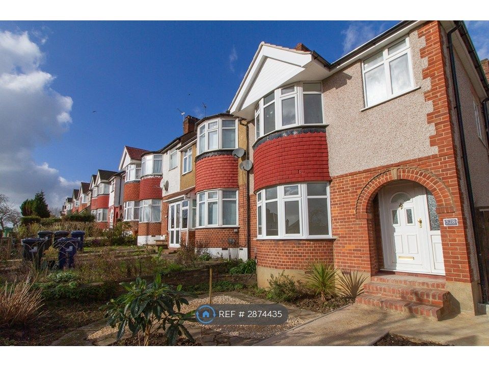 Property photo 1 of 23 Frontage 3