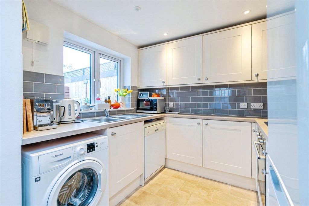 Property photo 3 of 18 Picture No. 94