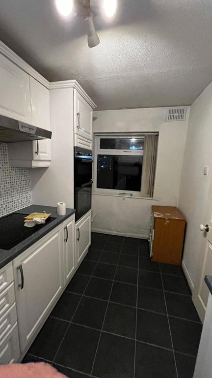 Property photo 2 of 9 Photo 2