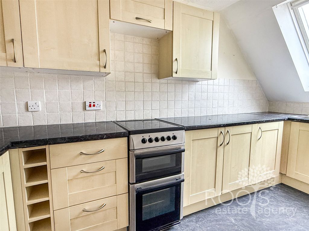 Property photo 2 of 8 Picture No. 04
