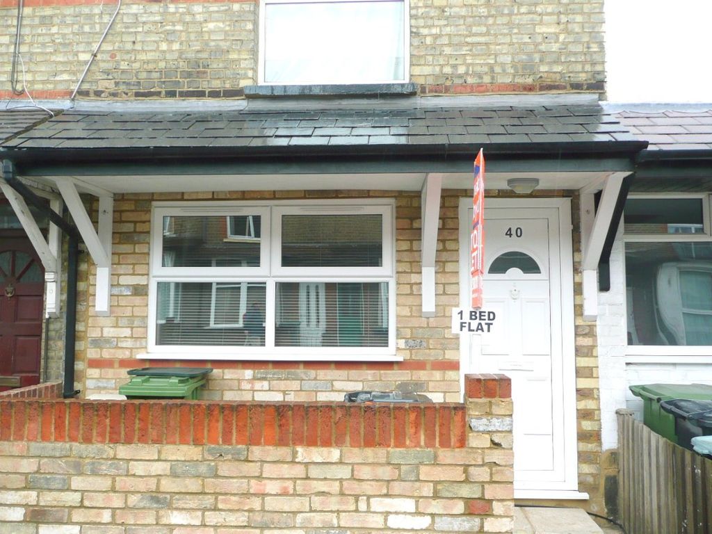 Property photo 1 of 5 One Bedroom  Flat