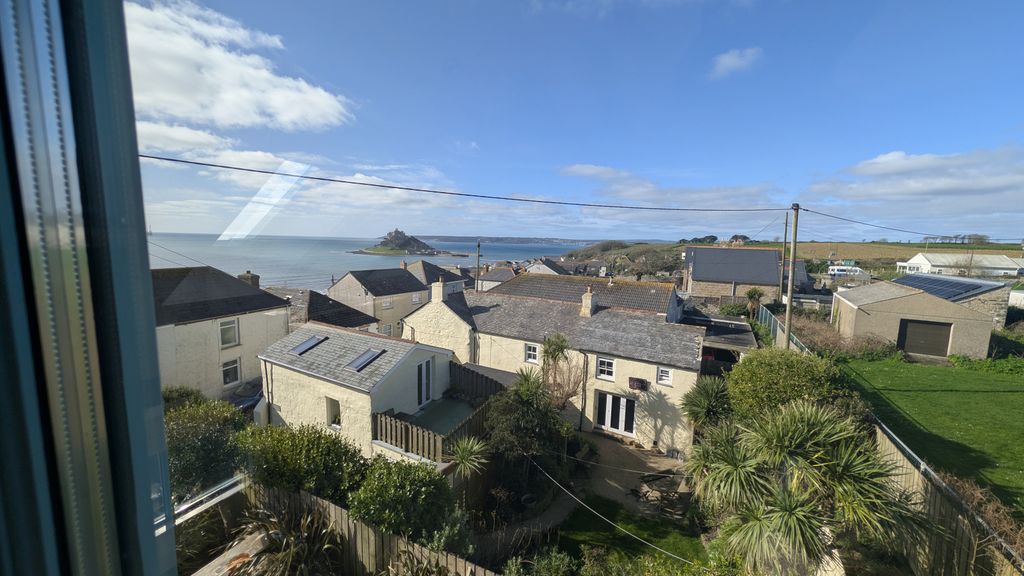 Property photo 2 of 21 Gallery