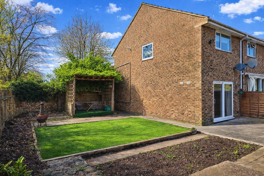 Property photo 2 of 13 Garden 1.Png