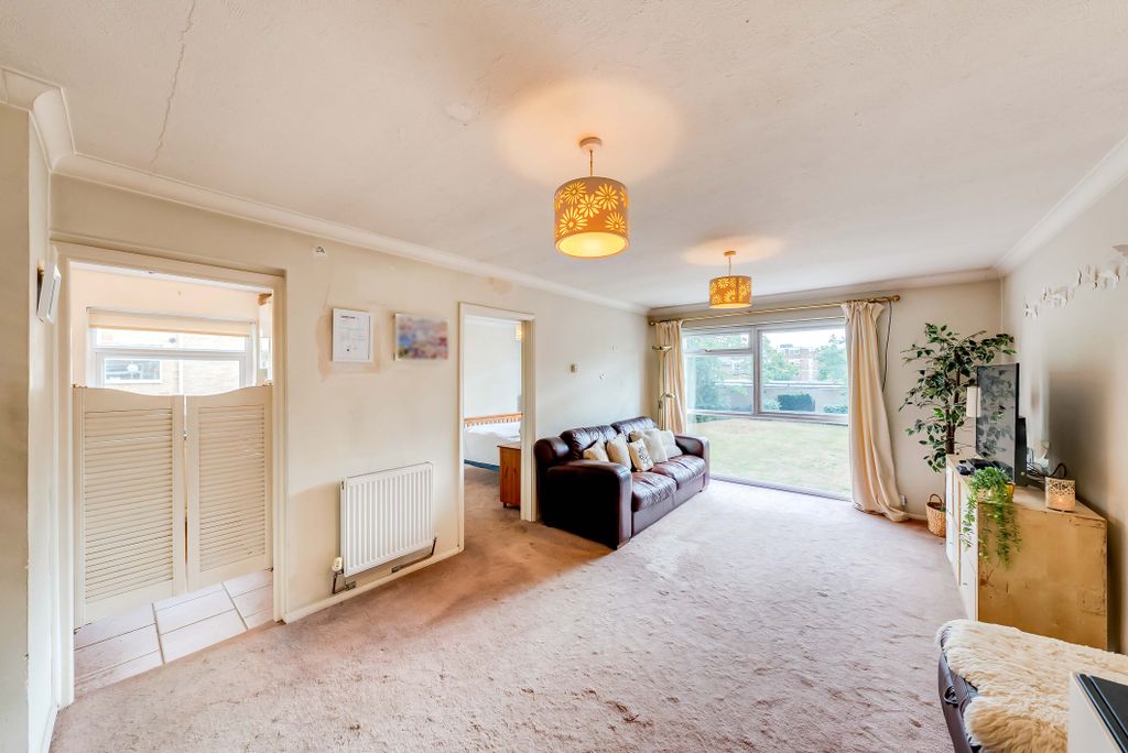 Property photo 2 of 13 A7S03673Hdr