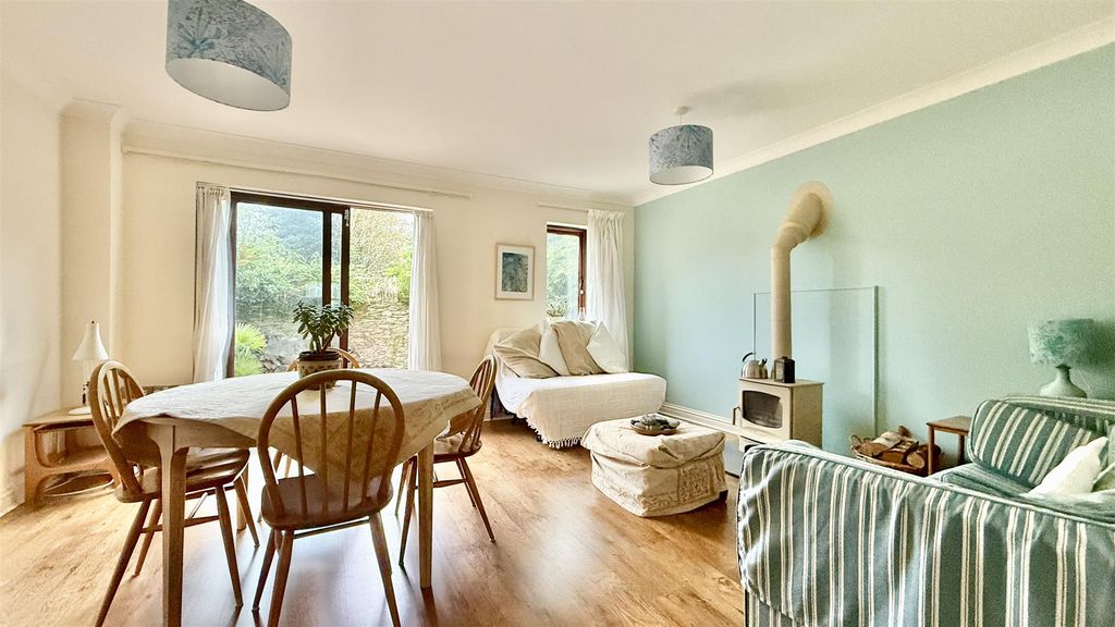 Property photo 2 of 16 Img_3258.Jpg