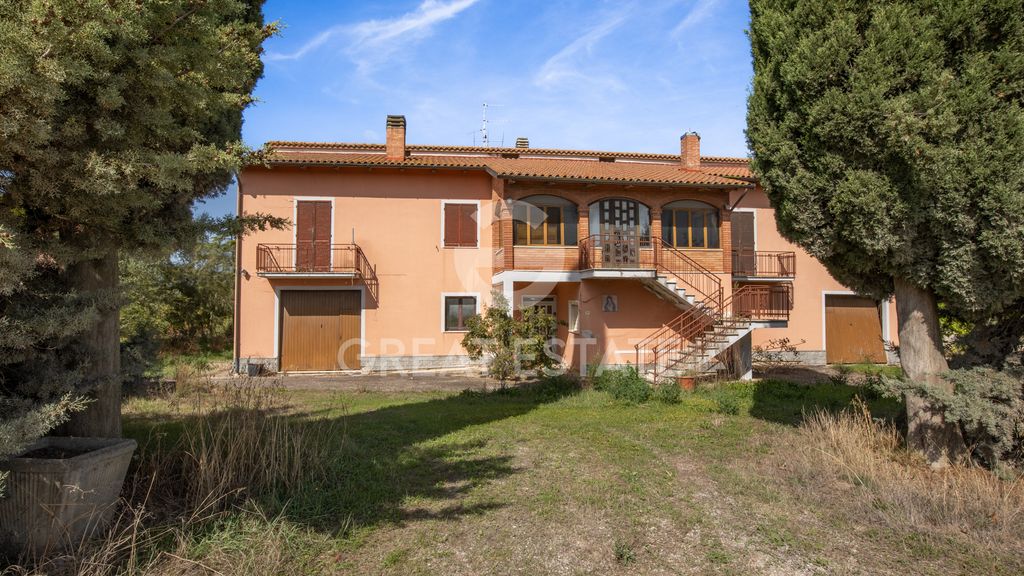 Property photo 2 of 11 Exteriors