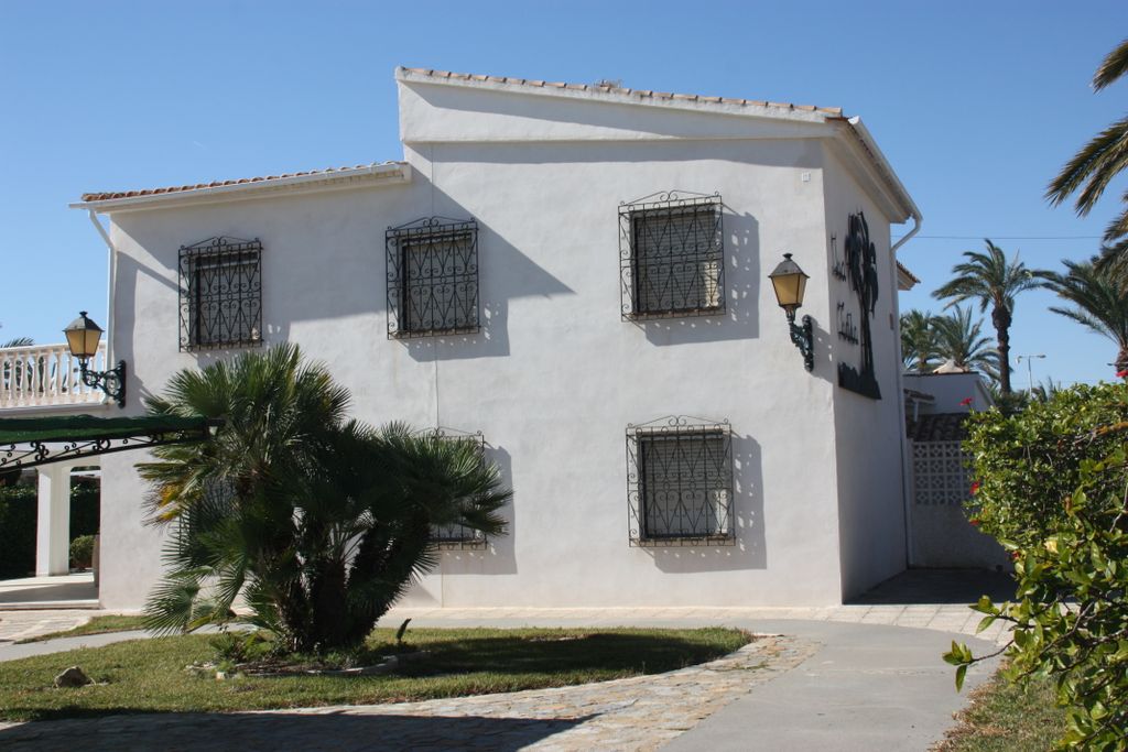 Property photo 3 of 22