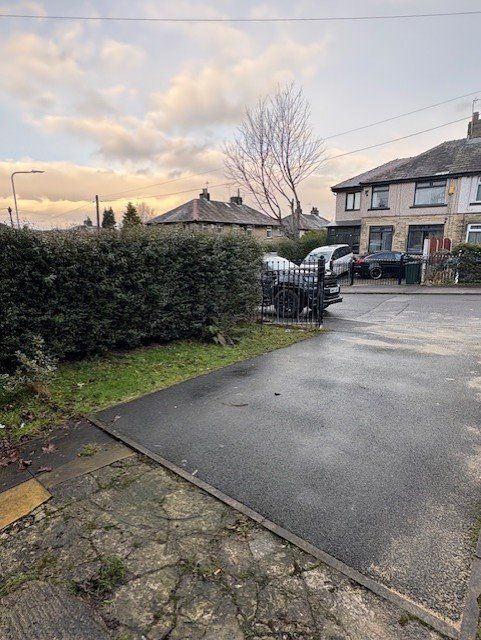 Property photo 2 of 18