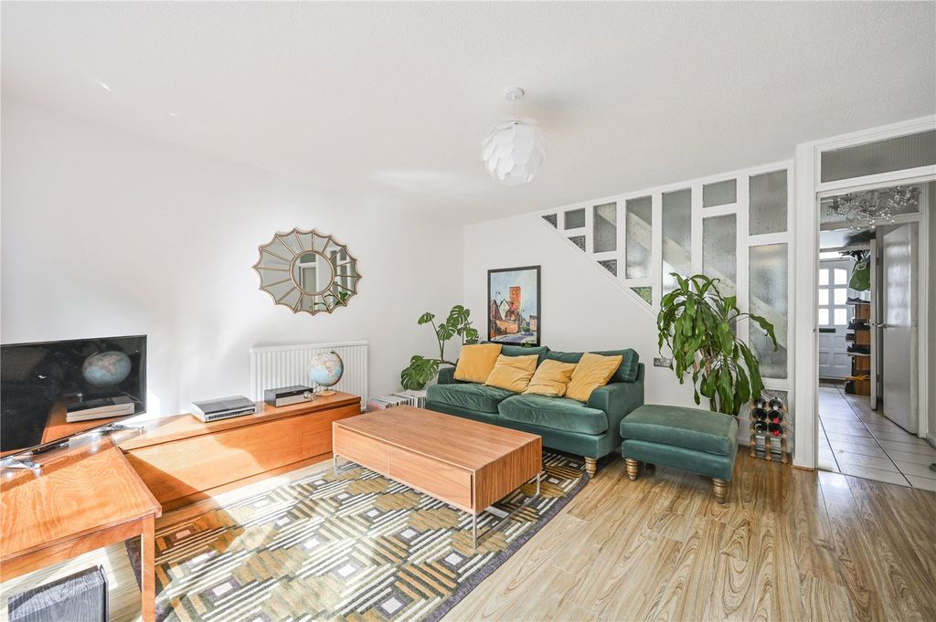 Property photo 1 of 17 Picture No. 12