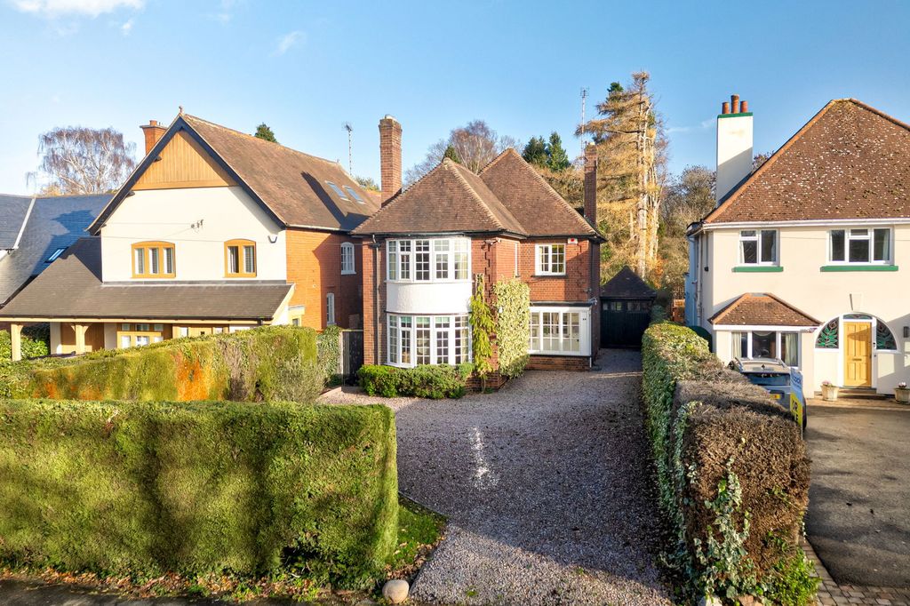 Property photo 1 of 42