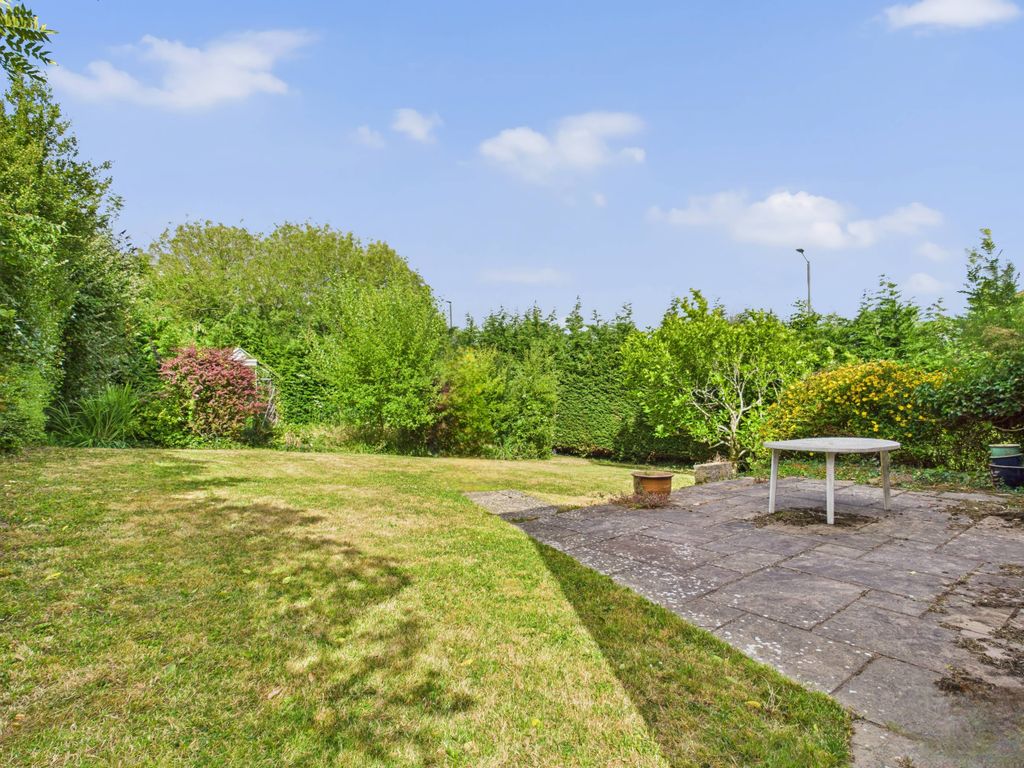 Property photo 2 of 15 Cam01354G0-Pr0548-Still024
