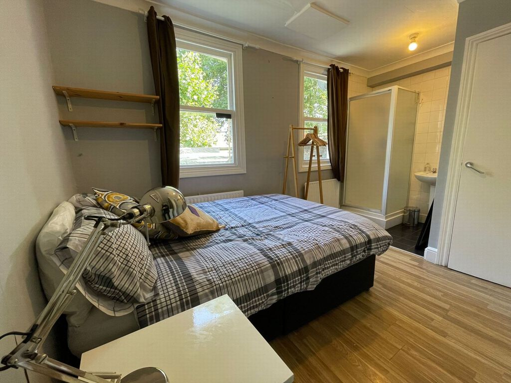 Property photo 3 of 4 Photo 3