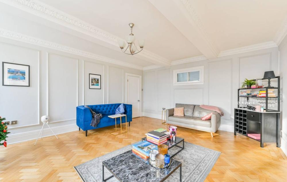 Property photo 2 of 12