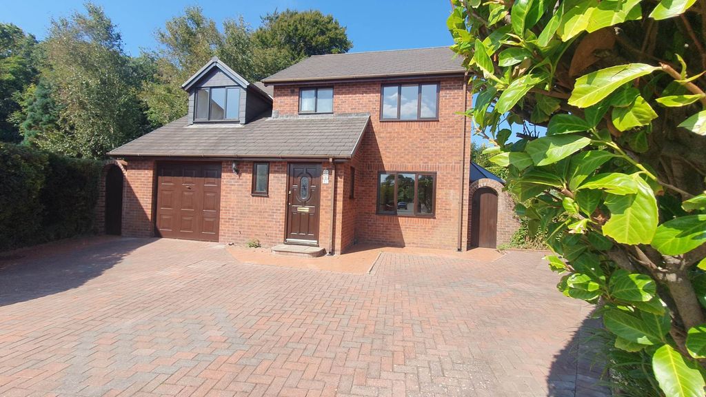 Property photo 1 of 31