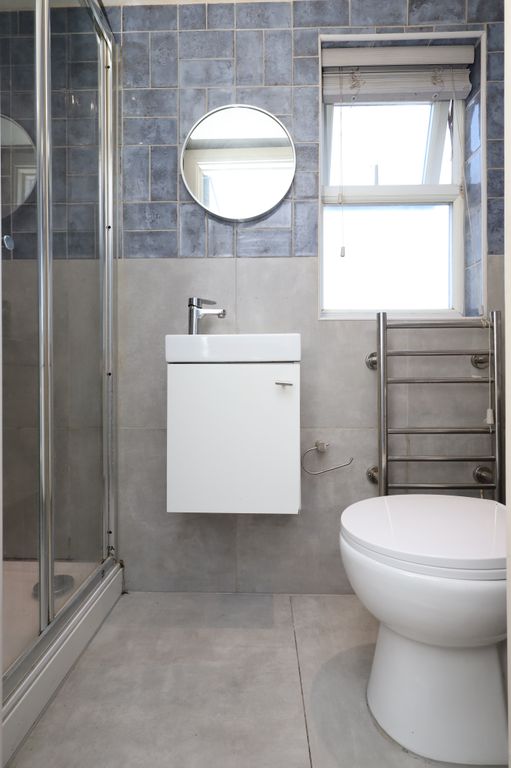 Property photo 3 of 3