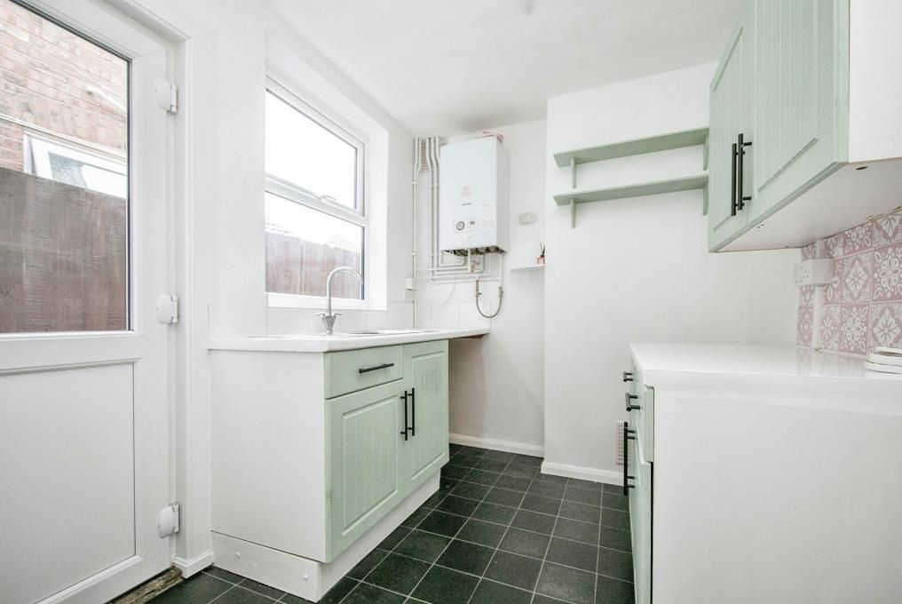 Property photo 2 of 13 Kitchen