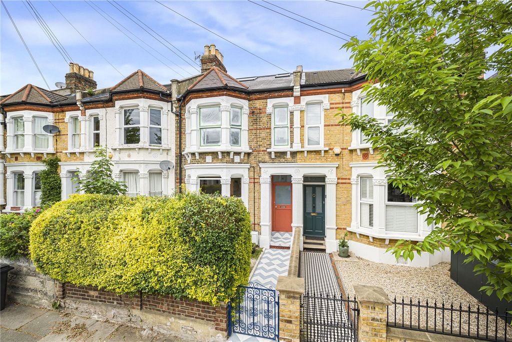Property photo 1 of 17 Picture No. 27