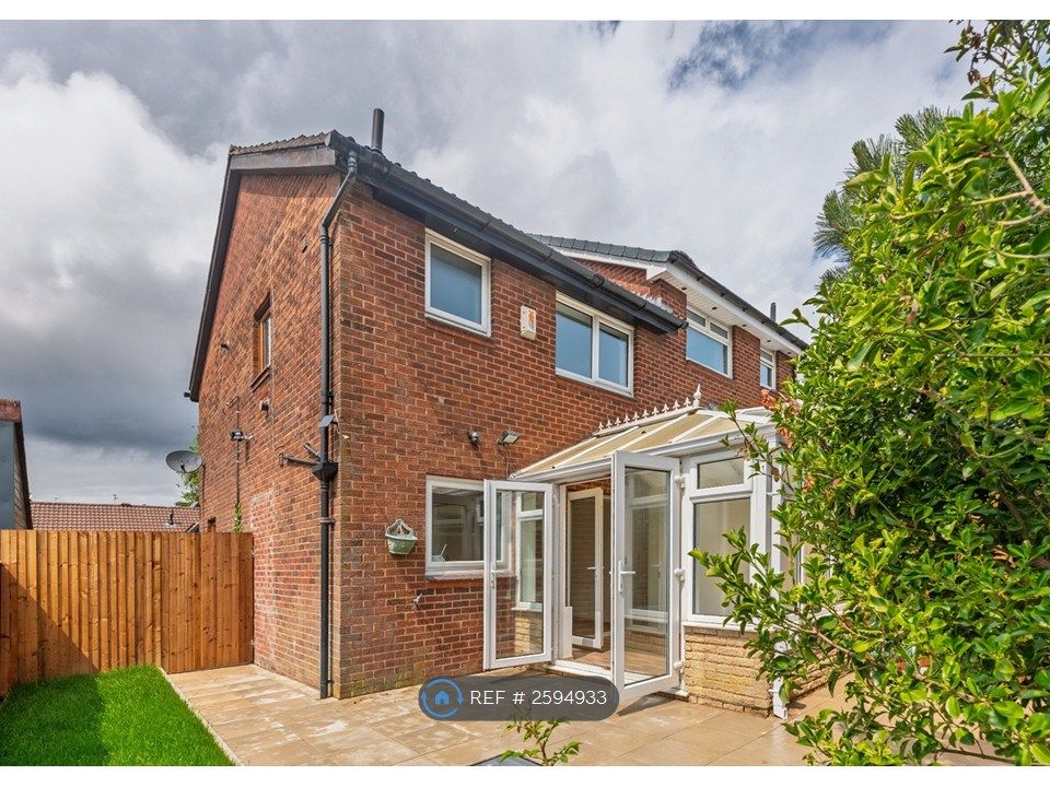 Property photo 2 of 12