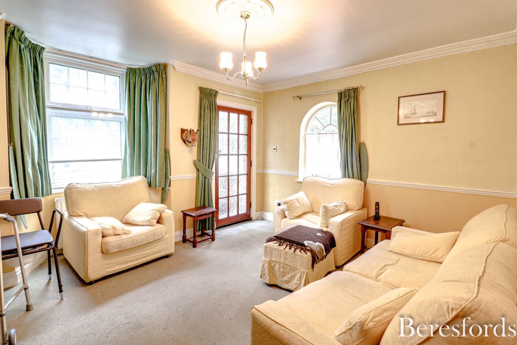 Property photo 2 of 17 Picture No. 04
