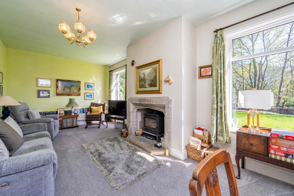 Property photo 3 of 49 2.Jpg