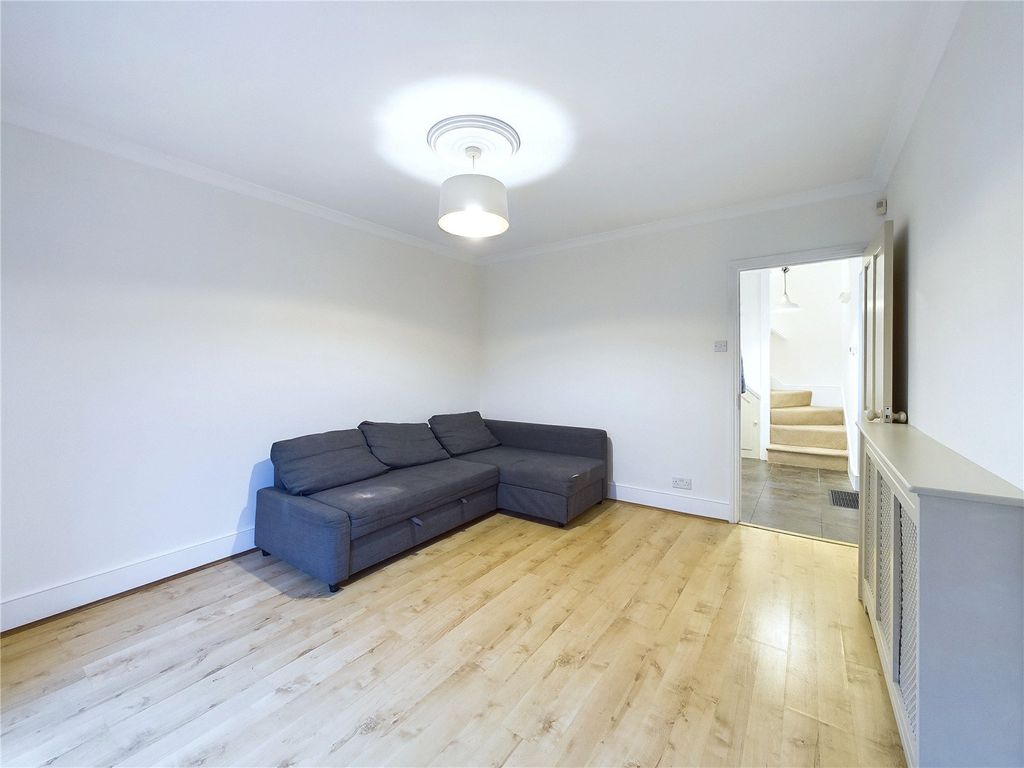 Property photo 3 of 10 Picture No. 06