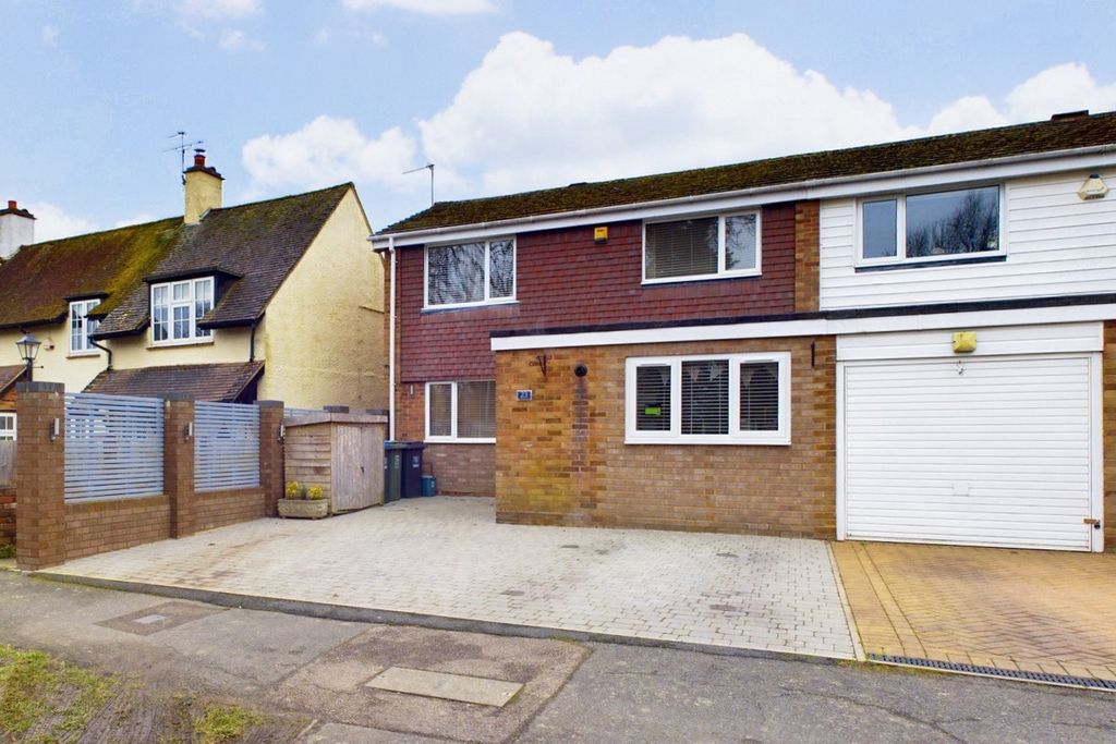 Property photo 1 of 33