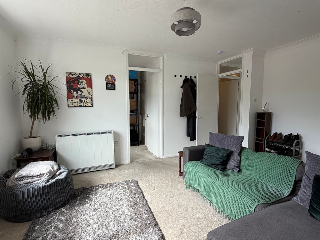 Property photo 3 of 14