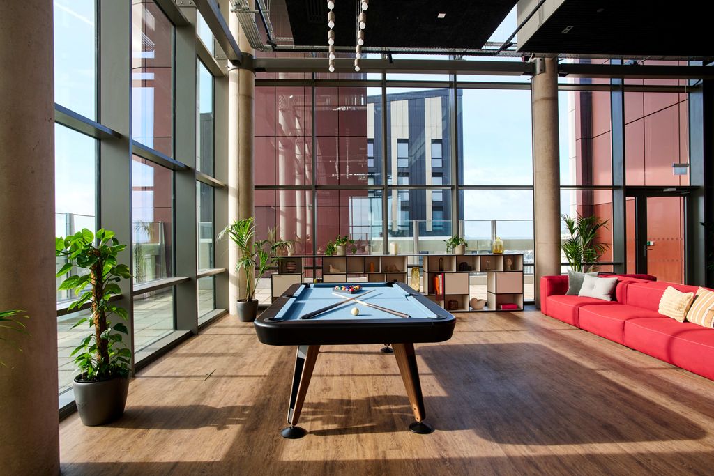 Property photo 2 of 13