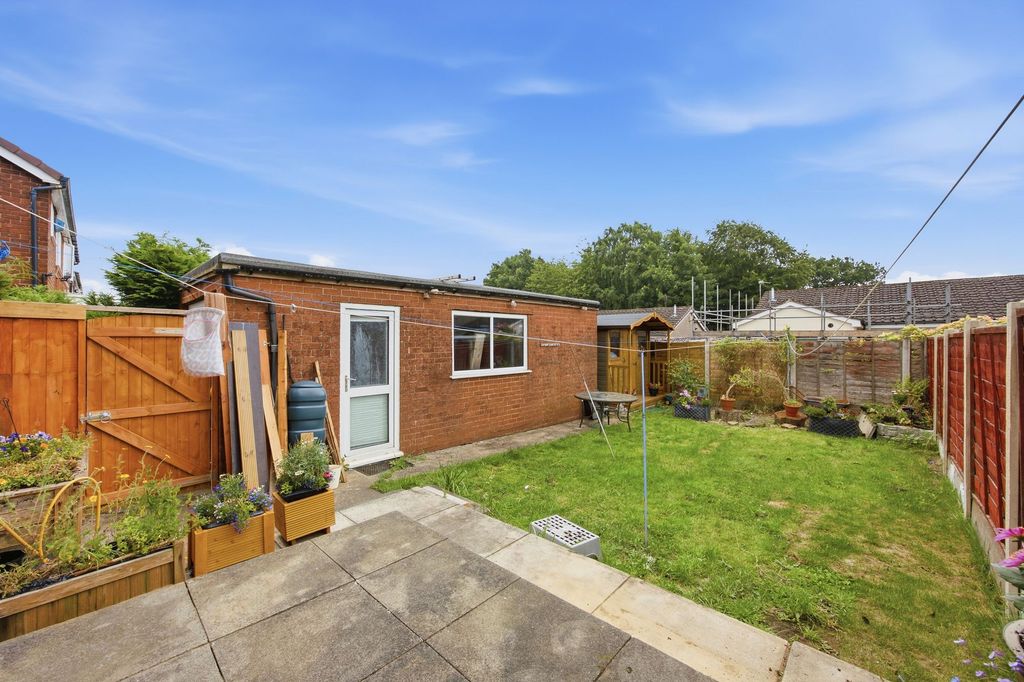Property photo 3 of 26