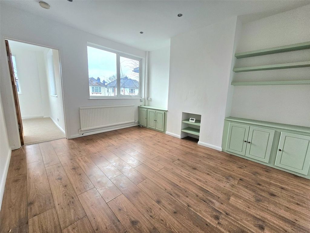 Property photo 2 of 8 Picture No. 02