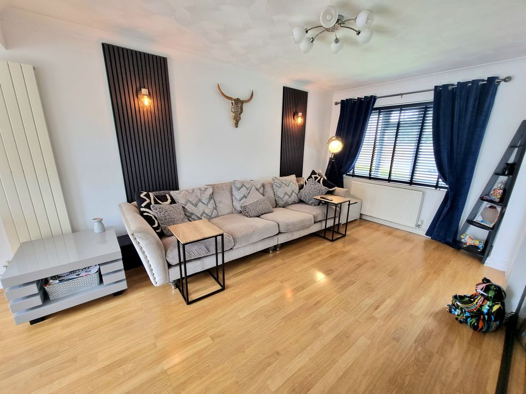 Property photo 3 of 20 Open Plan Lounge/Dining Room