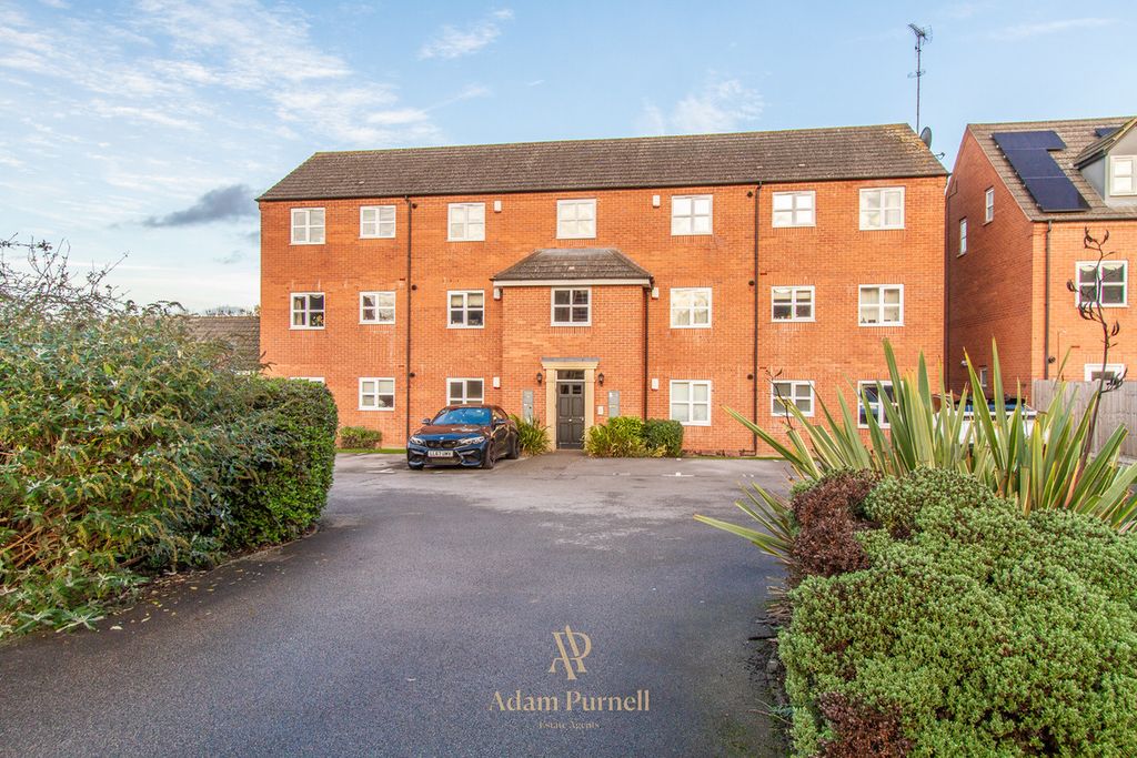 Property photo 2 of 15