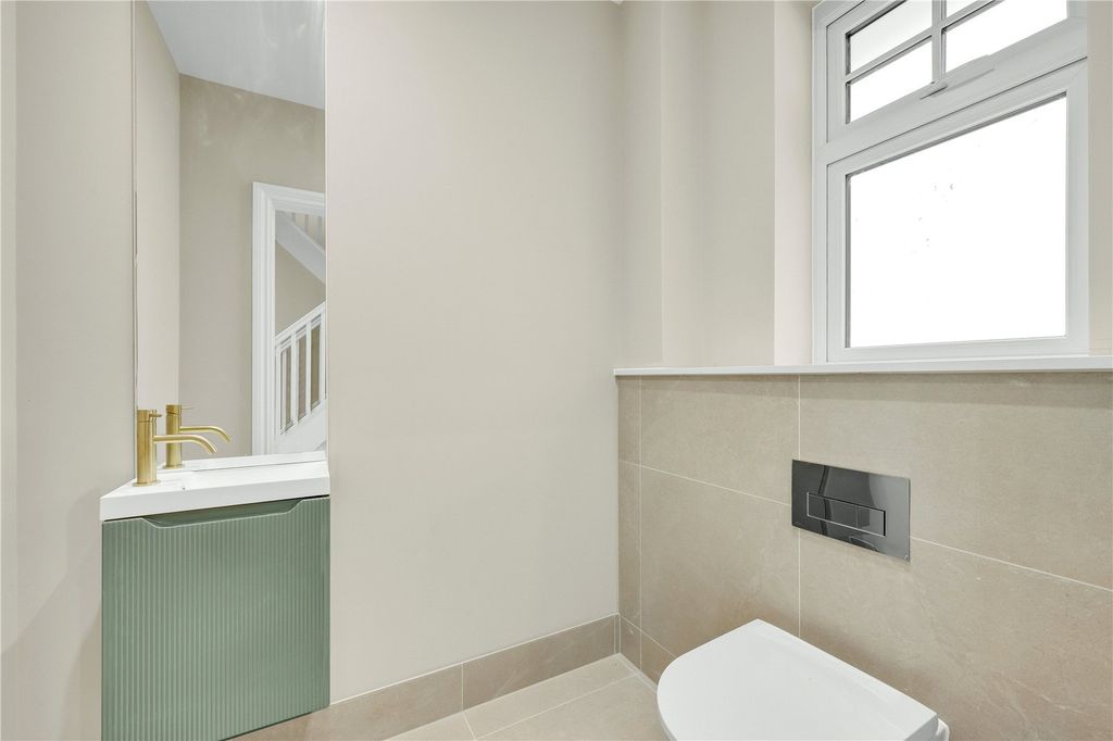 Property photo 3 of 14 Picture No. 27