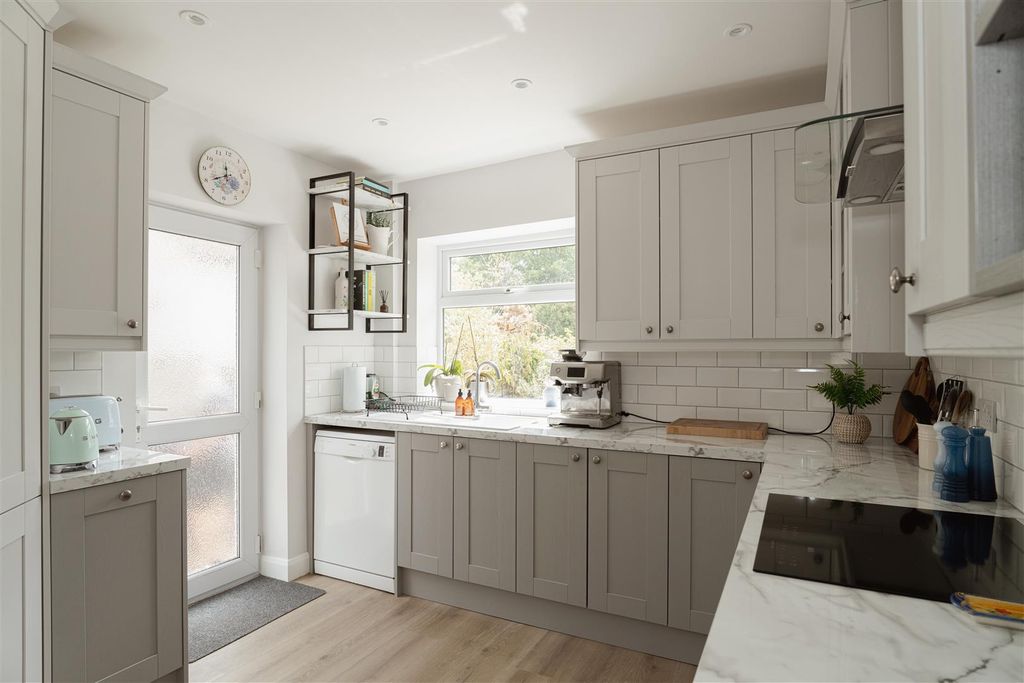 Property photo 2 of 20 14.Jpg