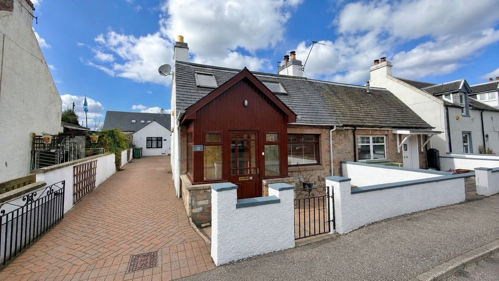 Property photo 1 of 29