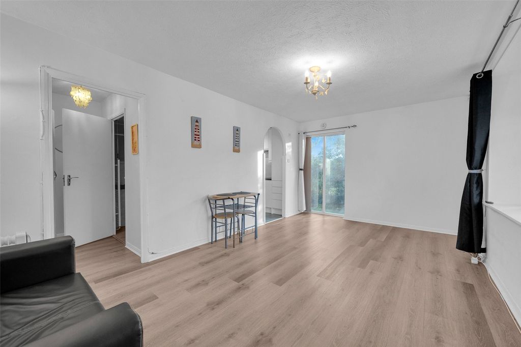 Property photo 2 of 9 Picture No. 02