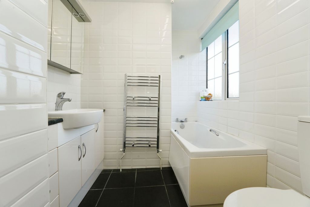 Additional image 11 of 6 bed detached house for saleOwletts End, Evesham, Worcestershire WR11