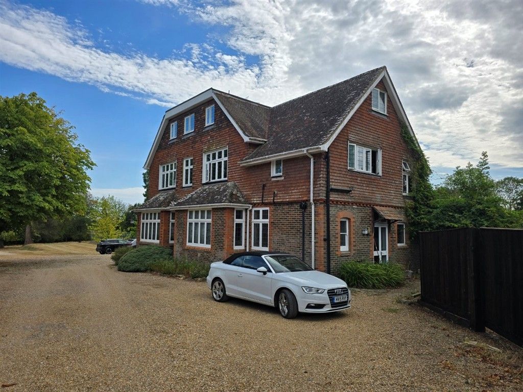 Property photo 1 of 4