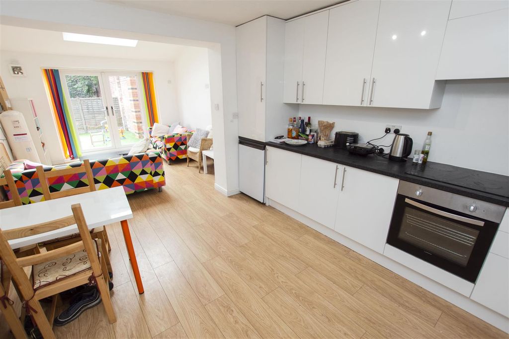 Property photo 2 of 10 Open Plan Kitchen/ L