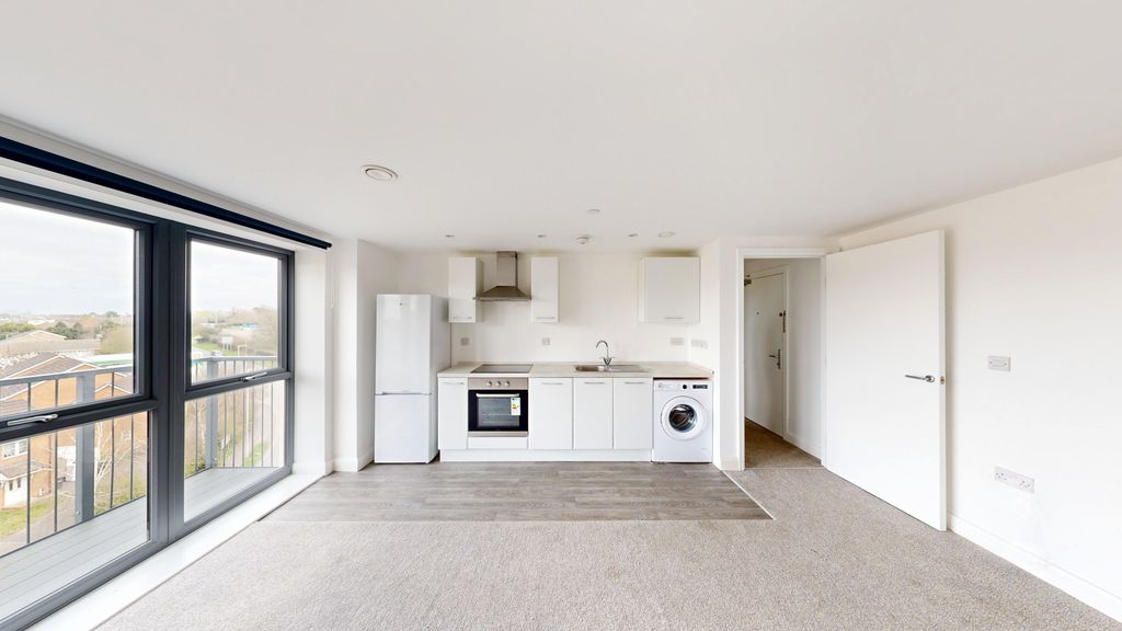 Property photo 1 of 5