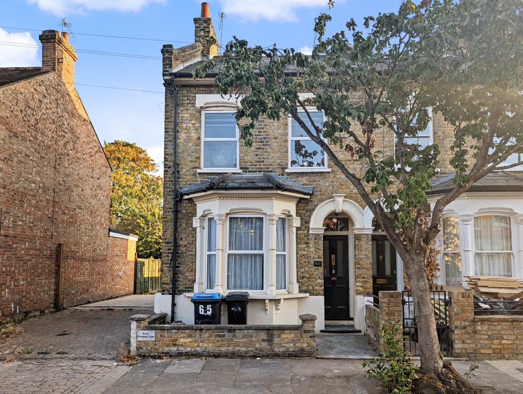 Property photo 1 of 12