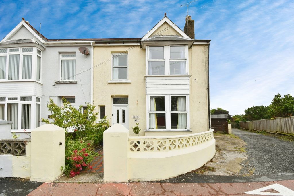 Property photo 1 of 17 Photo