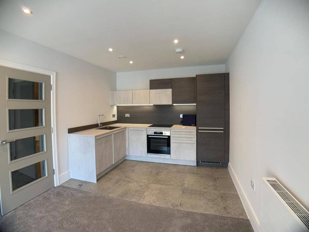 Property photo 3 of 7 Gallery