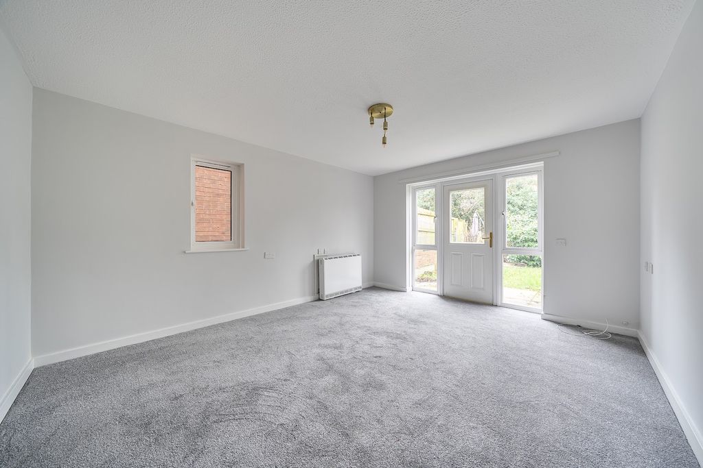 Property photo 3 of 20